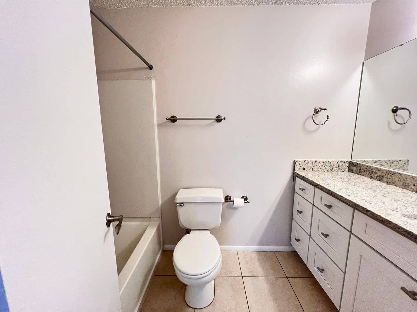 Lake Mary House: 2548 Grassy Point Dr. #202