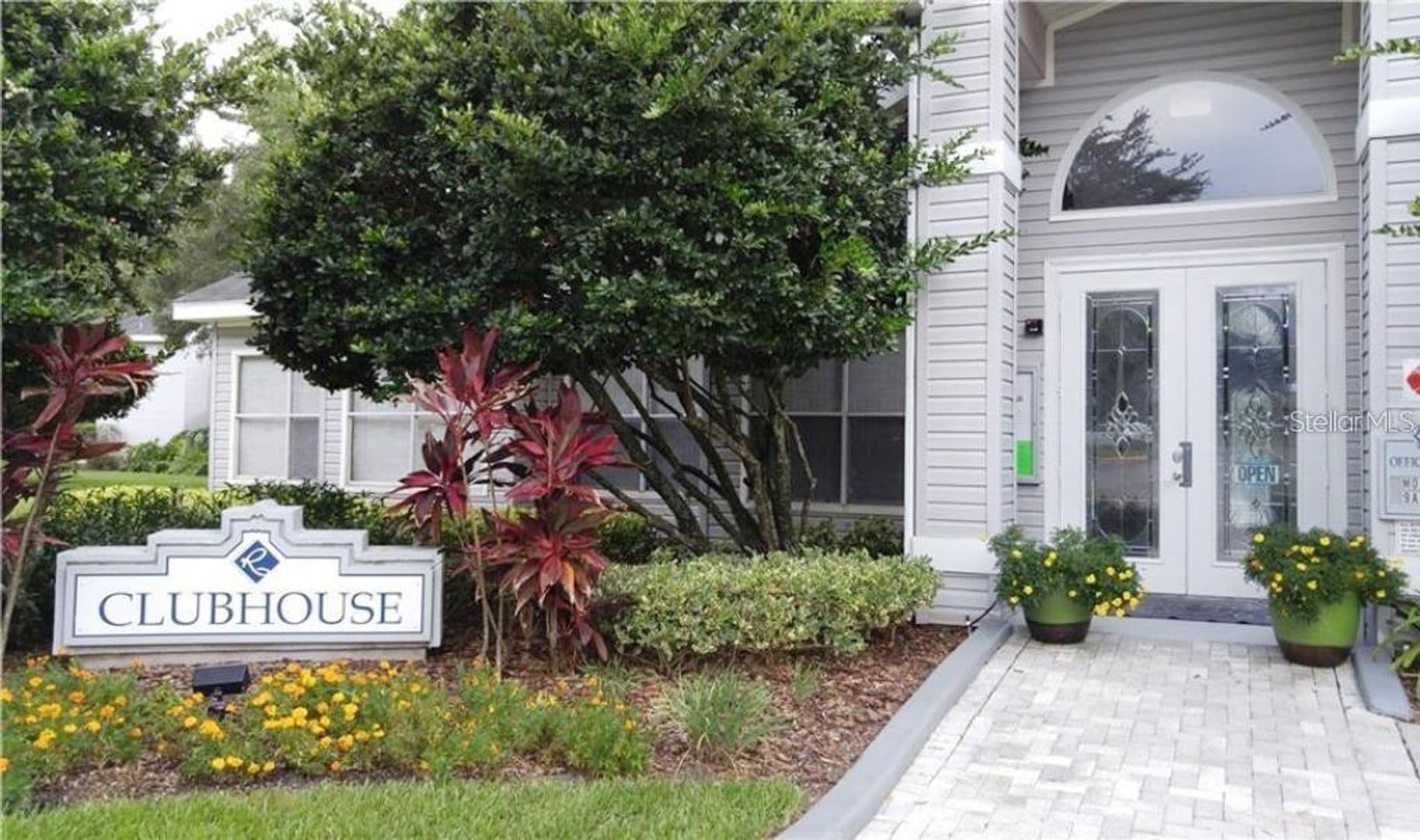 Lake Mary House: 2548 Grassy Point Dr. #202