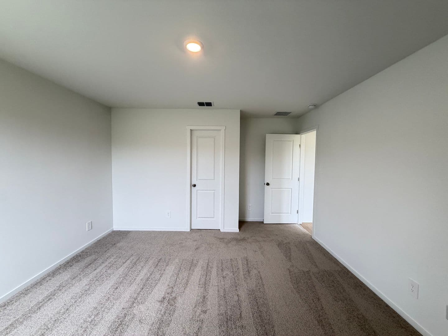 Lake Wales House: 563 Artemis Street