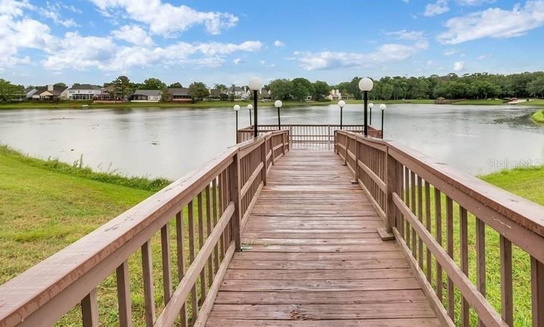 Lake Mary House: 2548 Grassy Point Dr. #202