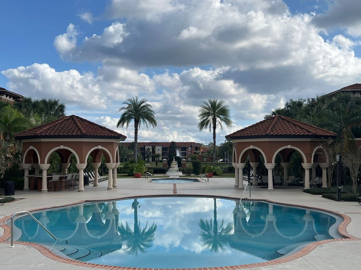 Orlando House: 5578 Metrowest Blvd.