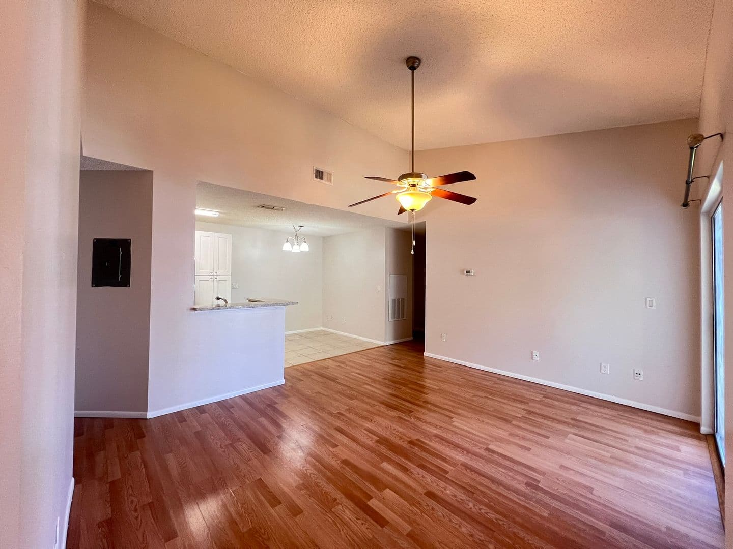 Lake Mary House: 2548 Grassy Point Dr. #202