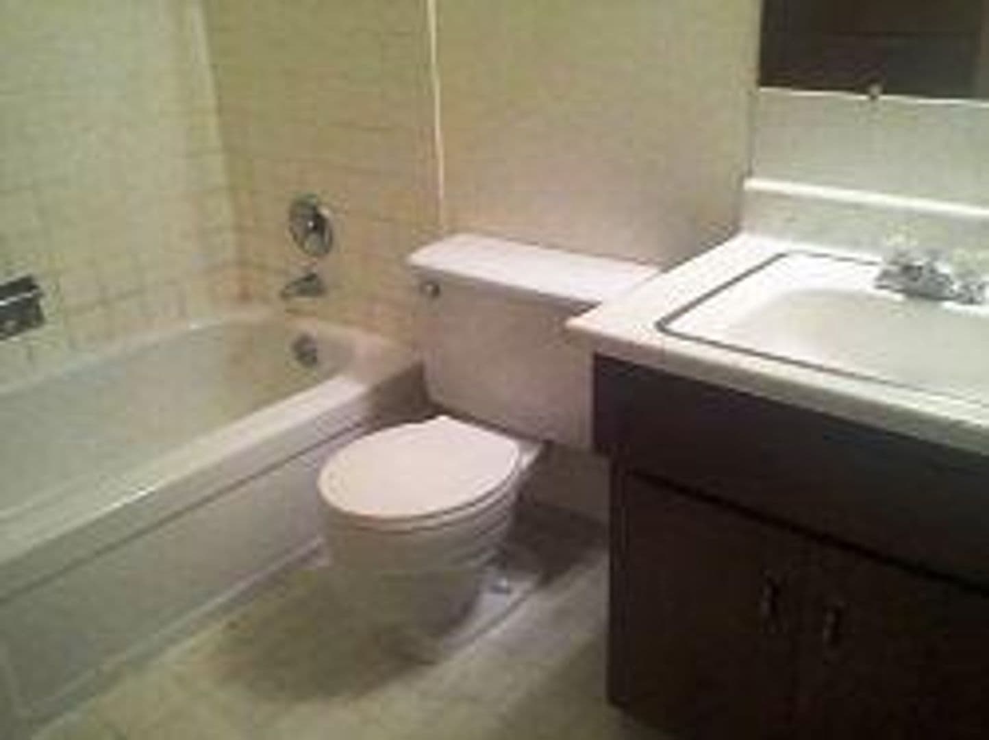 Spokane House: 10110 N Colfax Road Apt # 5