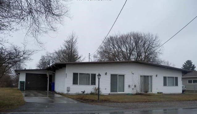Spokane Valley Apartment: 907 & 909 N. Johnson Road
