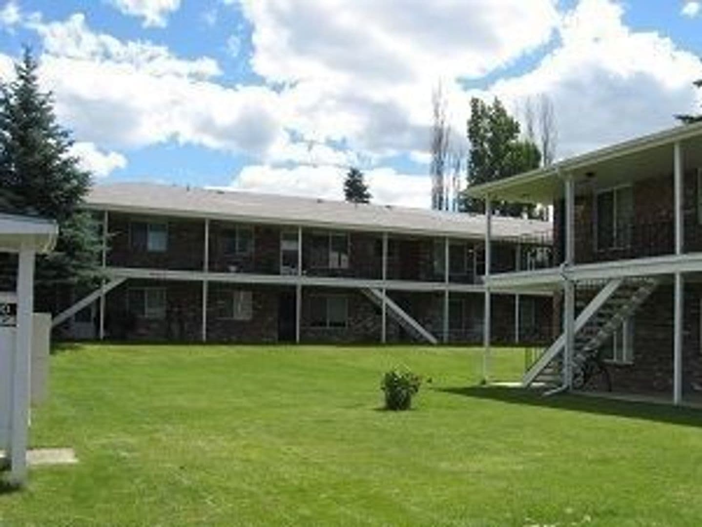 Spokane House: 10110 N Colfax Road Apt # 5