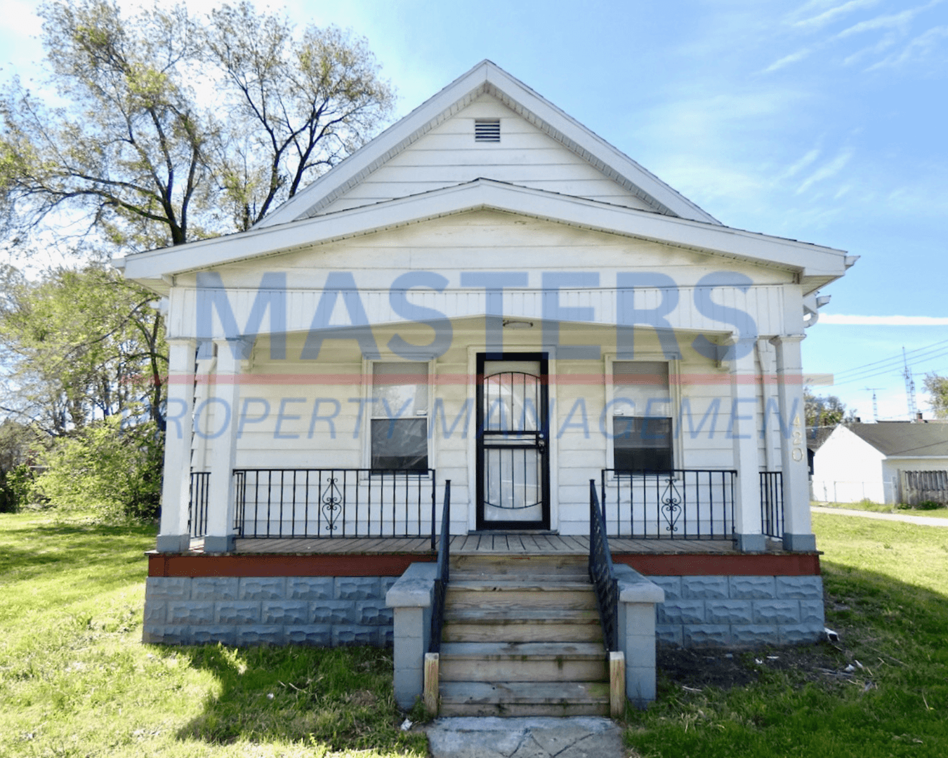 Toledo House: 420 Everett St