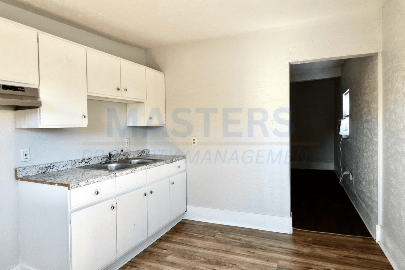 Toledo Apartment: 420 Barker St