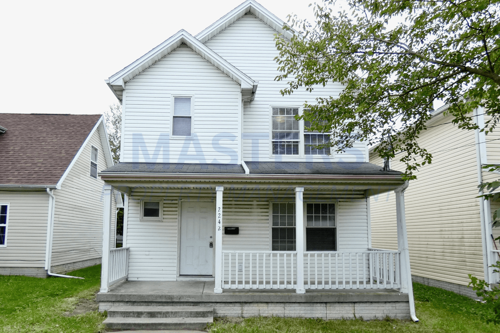 Toledo House: 2242 Kent St