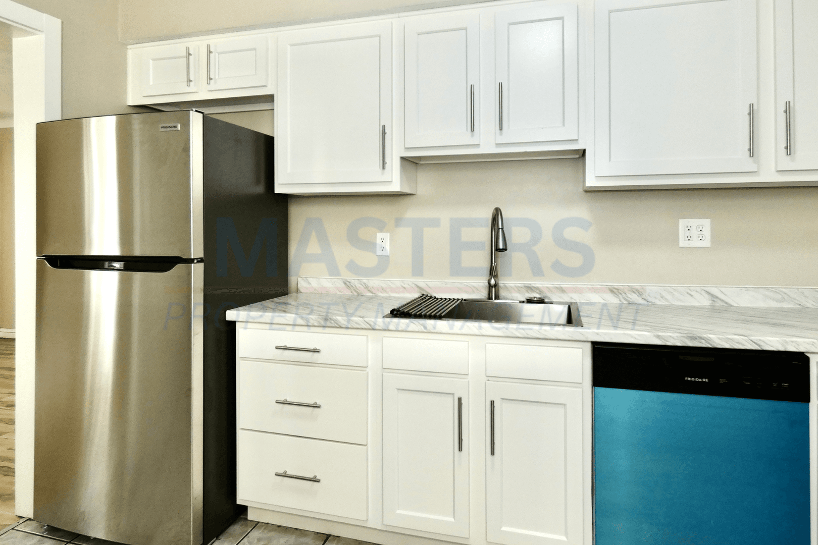Toledo House: 5133 Adella St