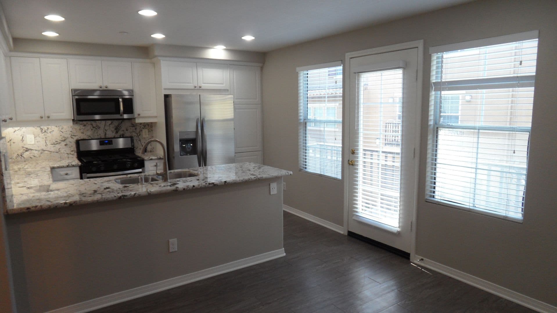 Irvine Townhome: 33 Bonsall