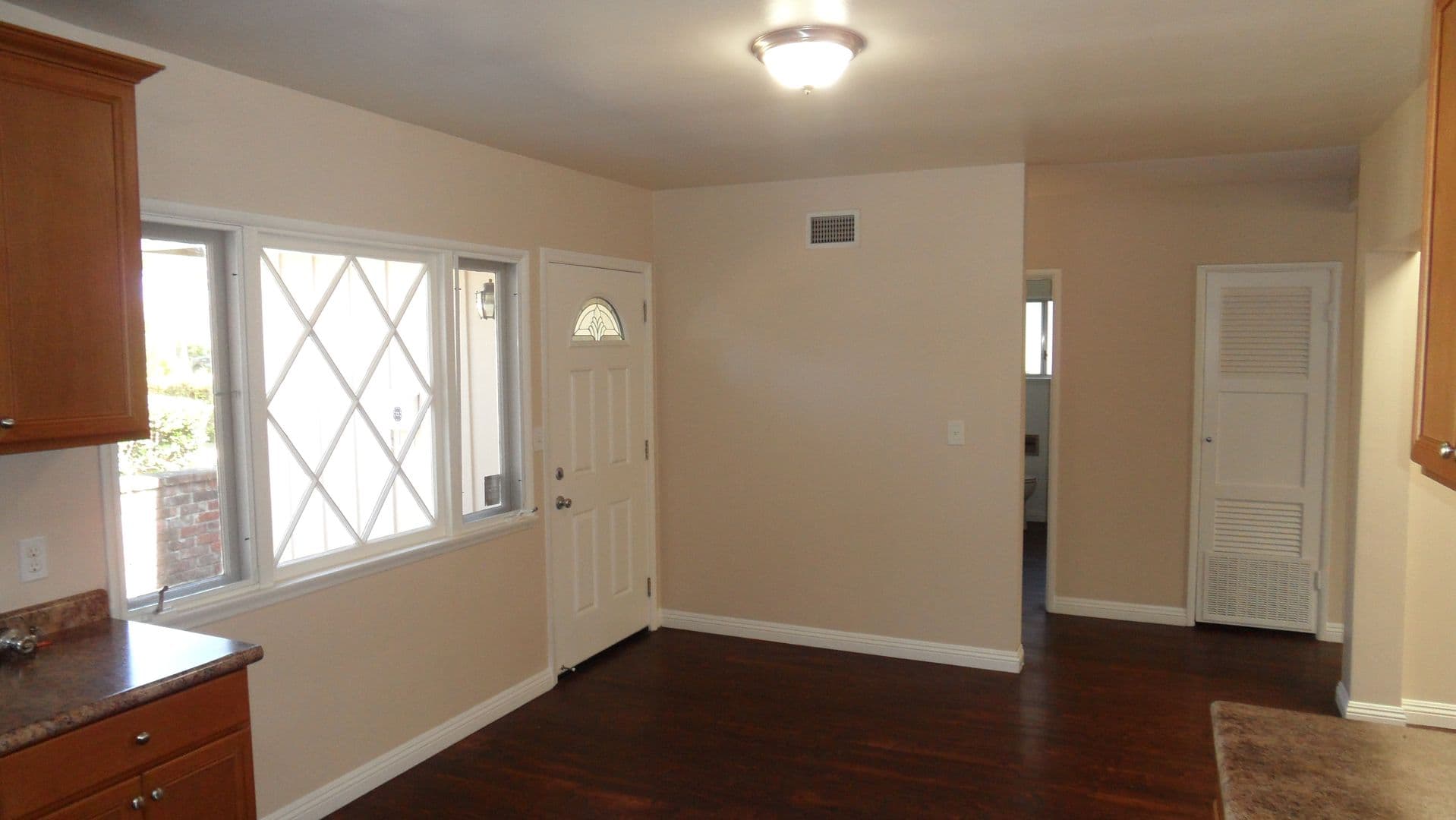 Orange House: 344 N. Shattuck Pl.