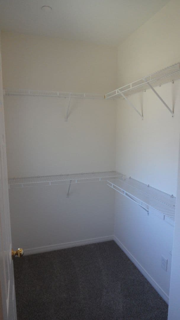 Irvine Townhome: 33 Bonsall
