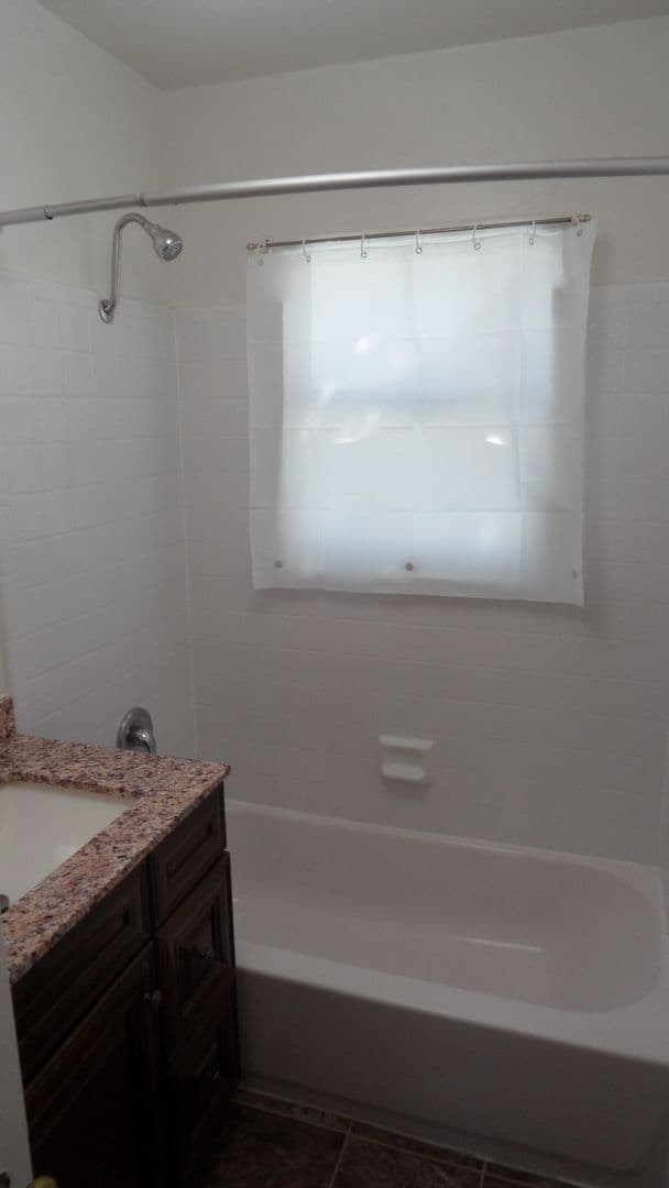 Orange Apartment: 383-397 S. Orange Street
