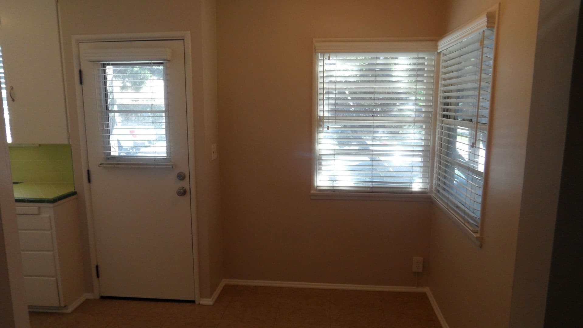 Orange Apartment: 383-397 S. Orange Street