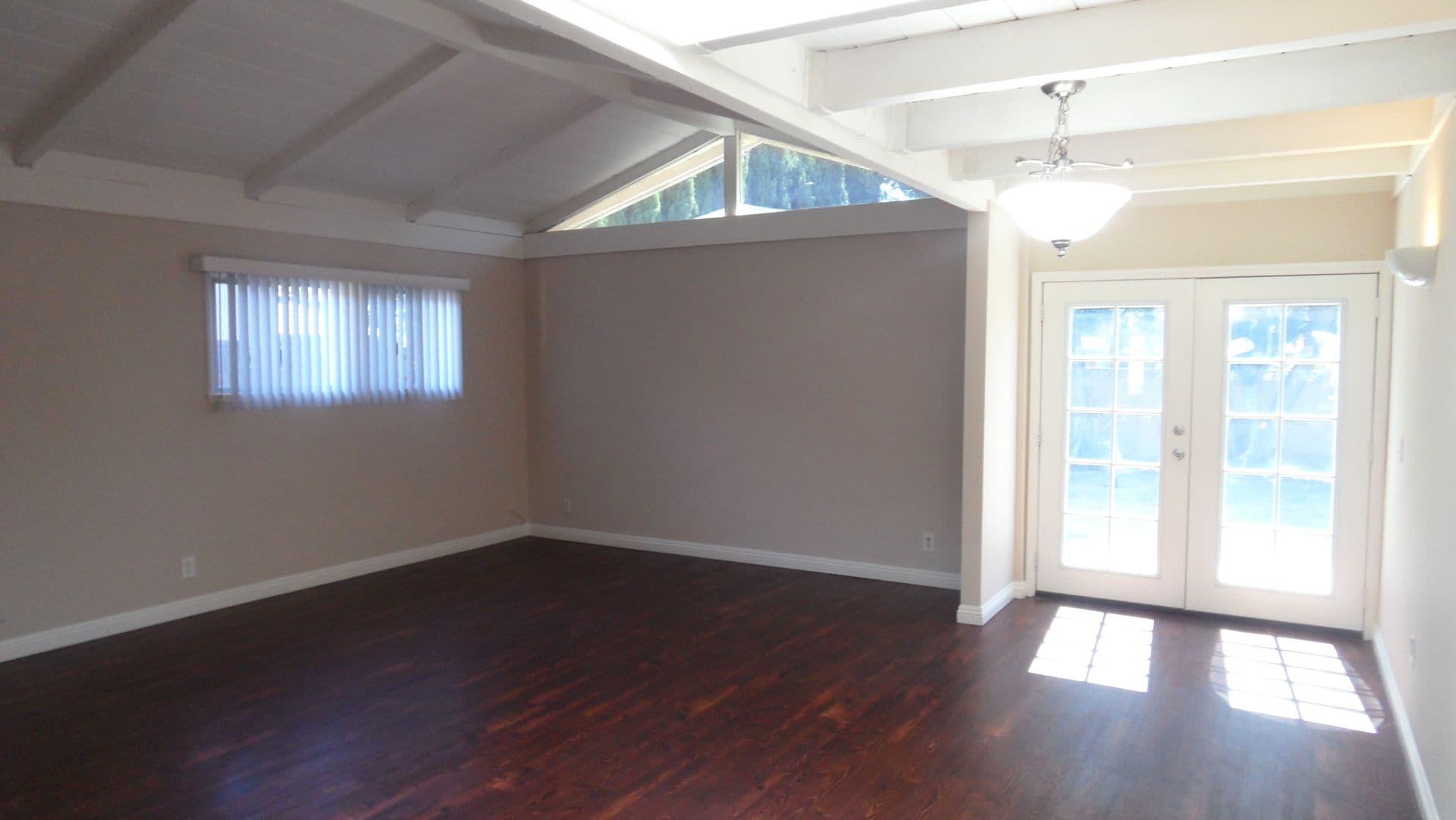 Orange House: 344 N. Shattuck Pl.