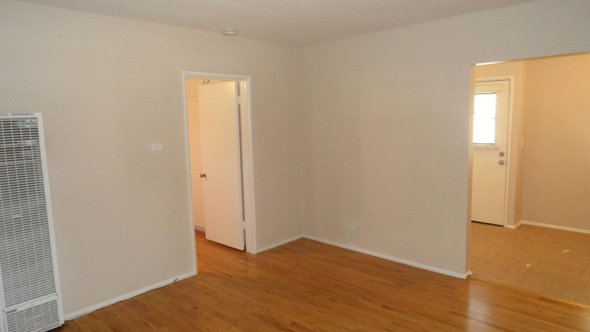 Orange Apartment: 383-397 S. Orange Street