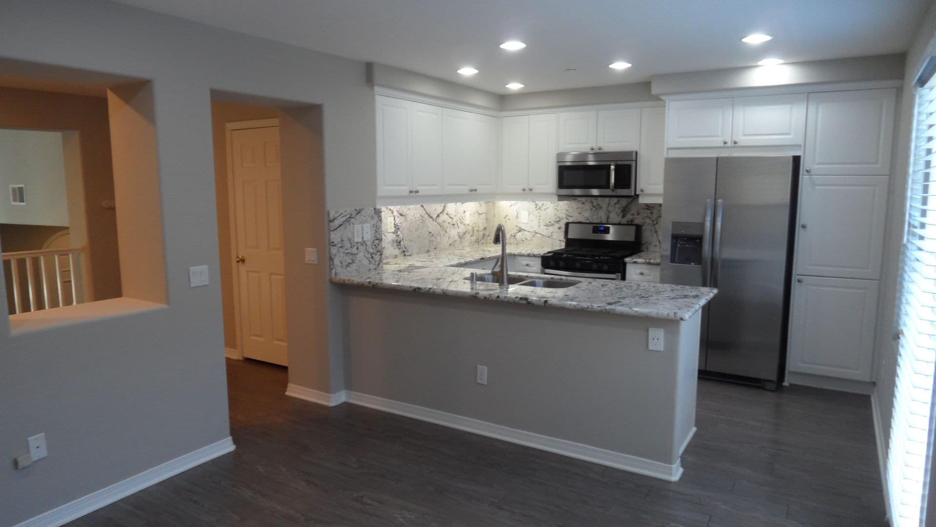Irvine Townhome: 33 Bonsall