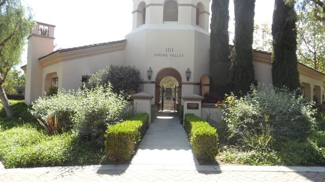 Irvine Townhome: 33 Bonsall