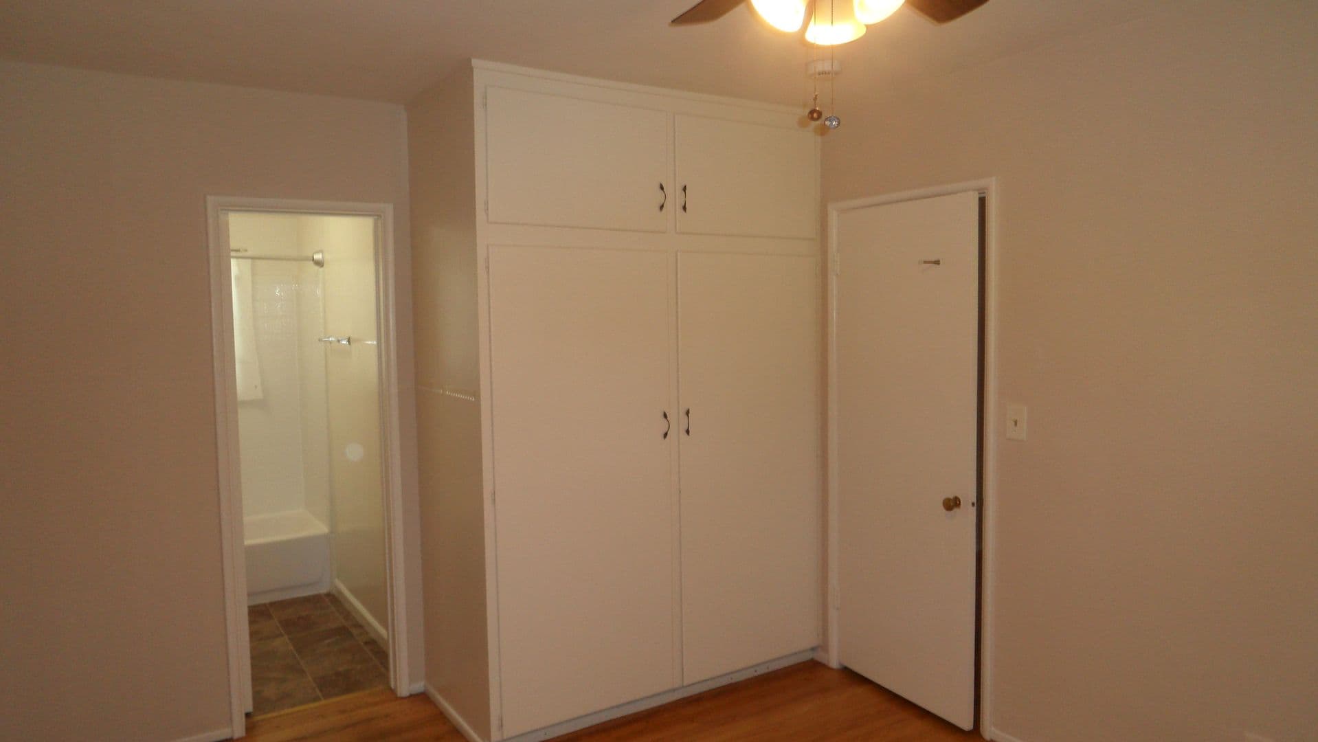 Orange Apartment: 383-397 S. Orange Street