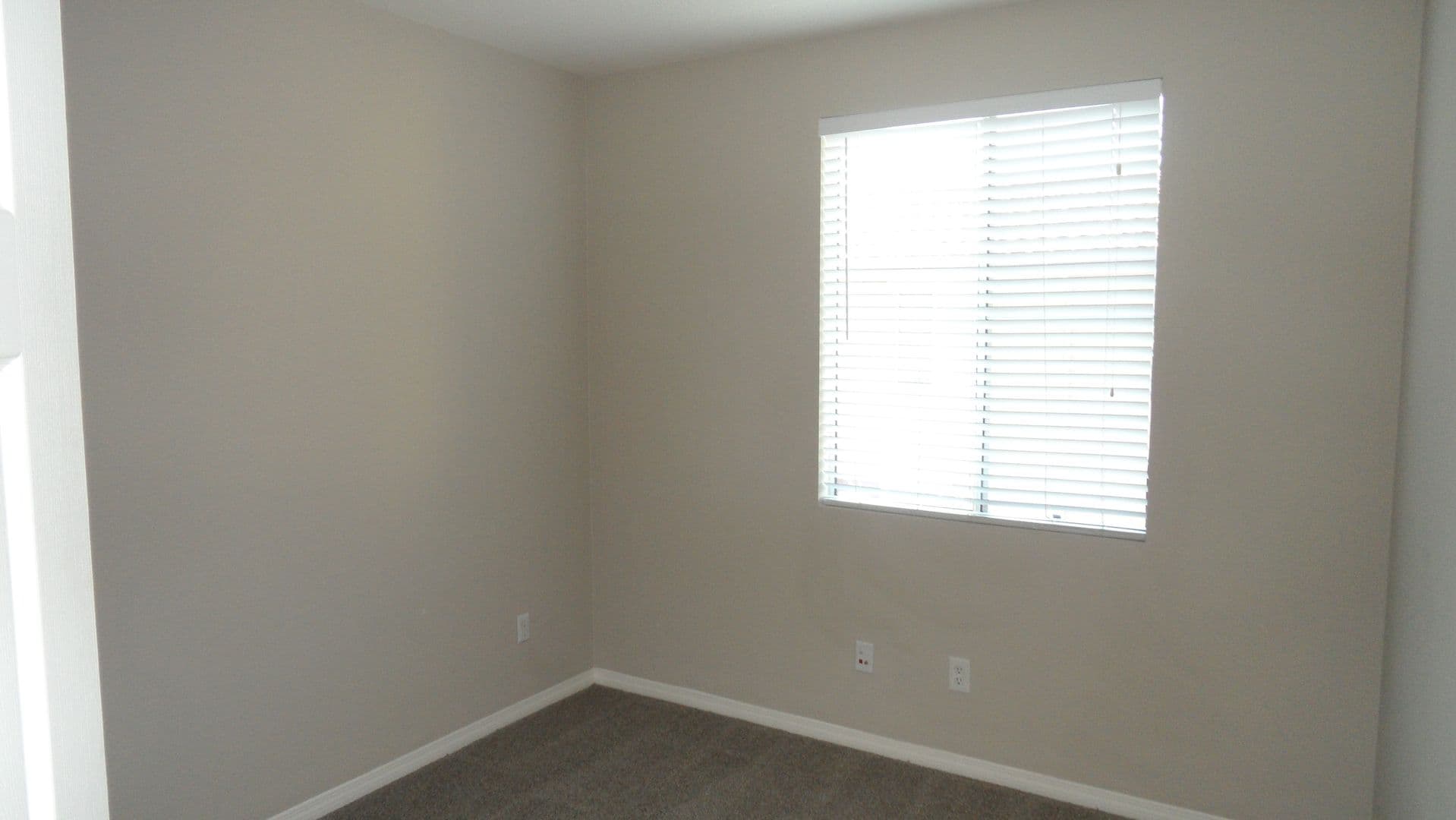 Irvine Townhome: 33 Bonsall