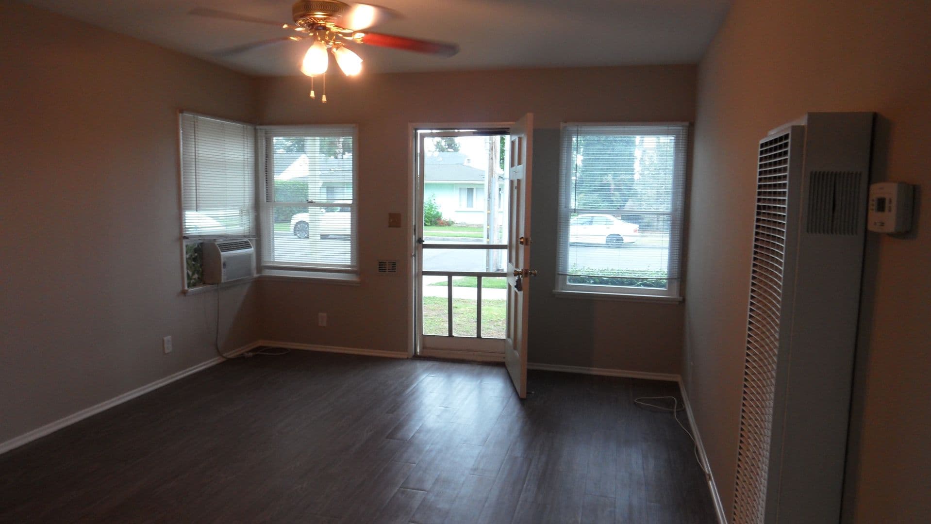 Orange Apartment: 803, 809, 815 W. Maple Ave.