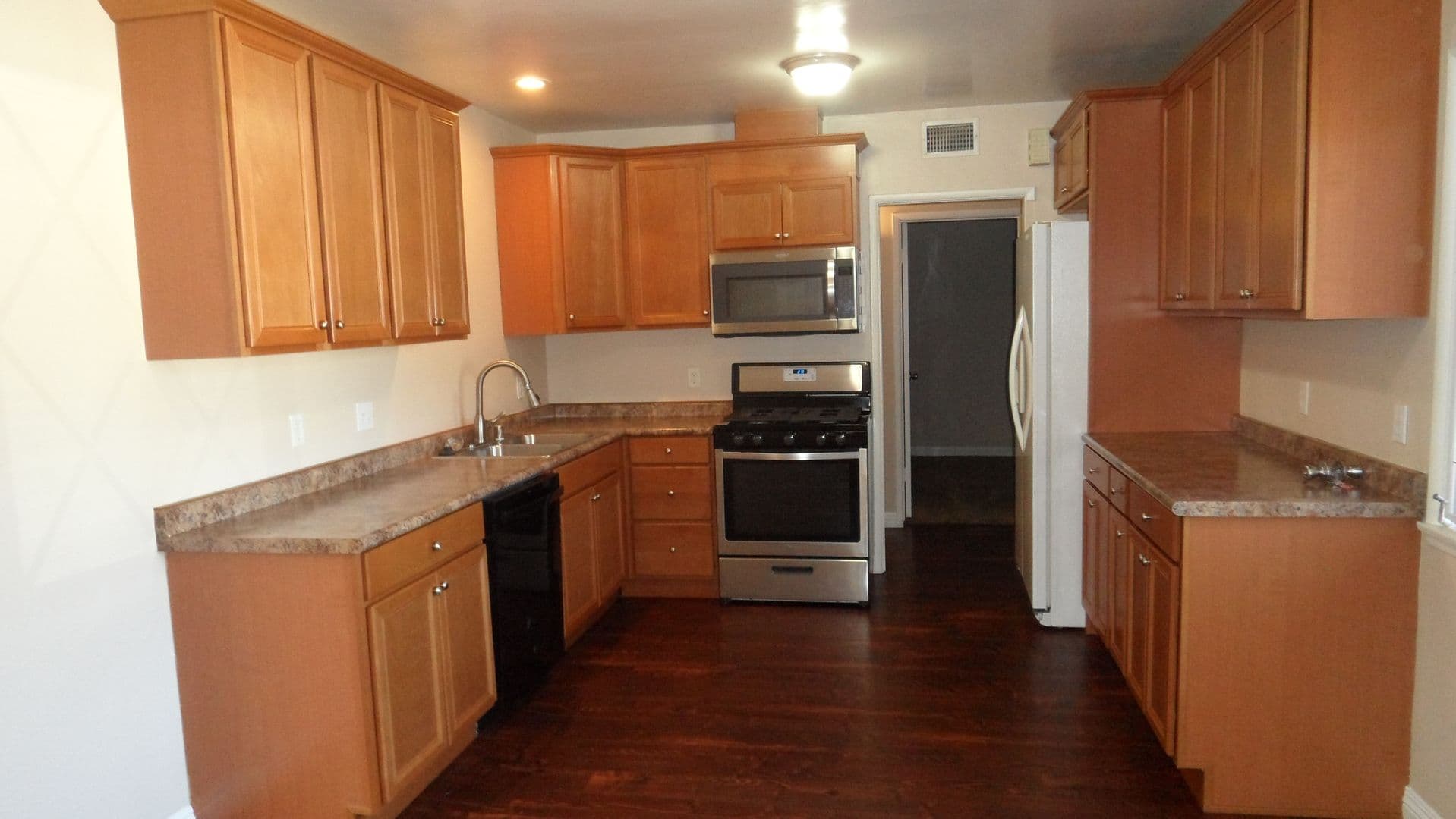 Orange House: 344 N. Shattuck Pl.