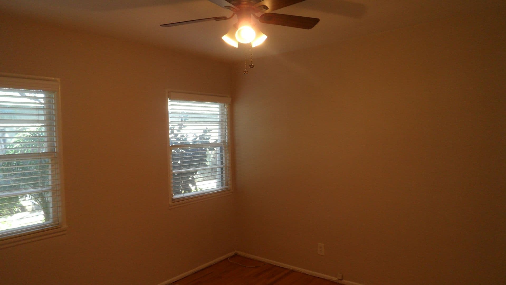 Orange Apartment: 383-397 S. Orange Street