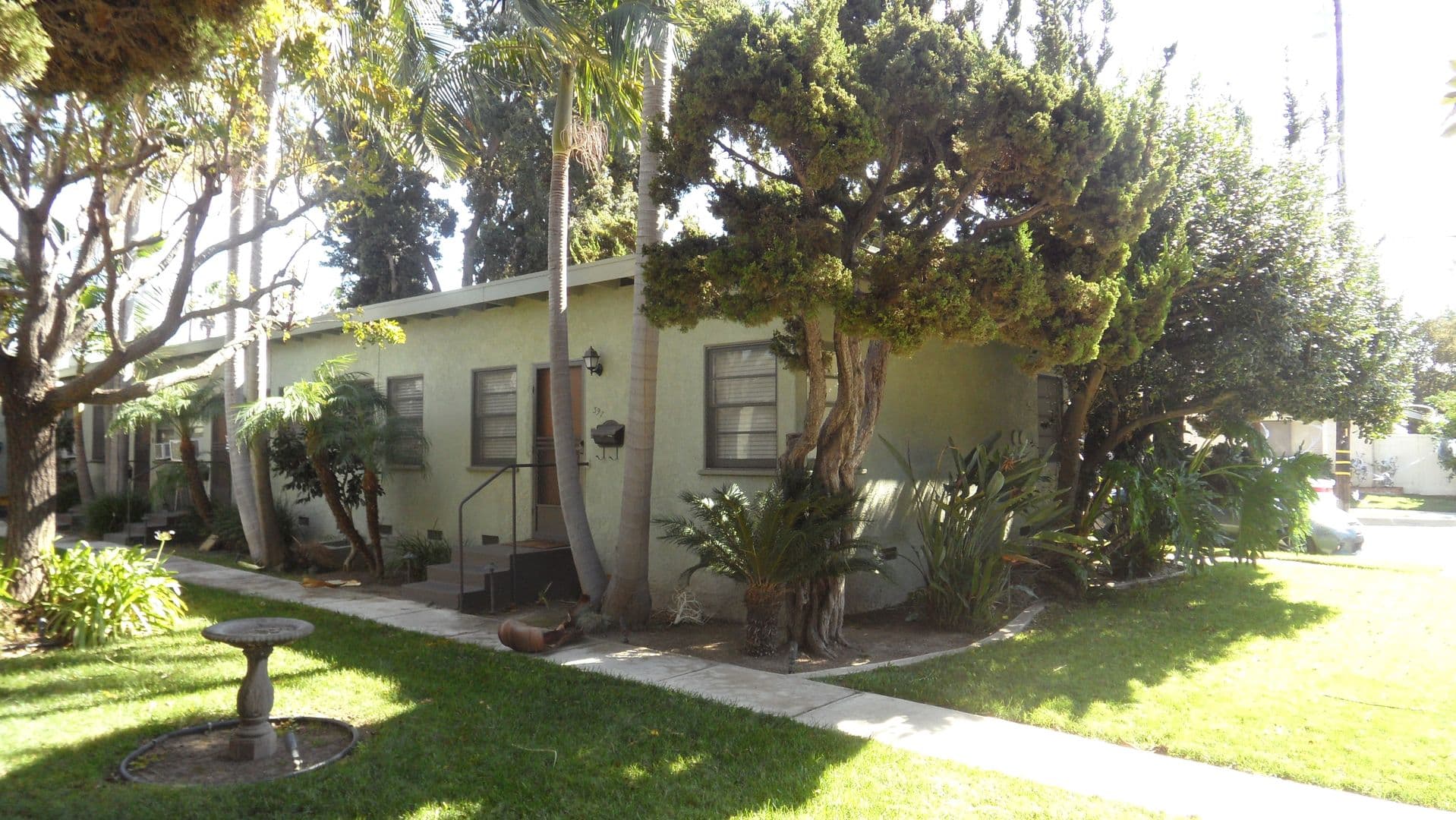 Orange Apartment: 383-397 S. Orange Street