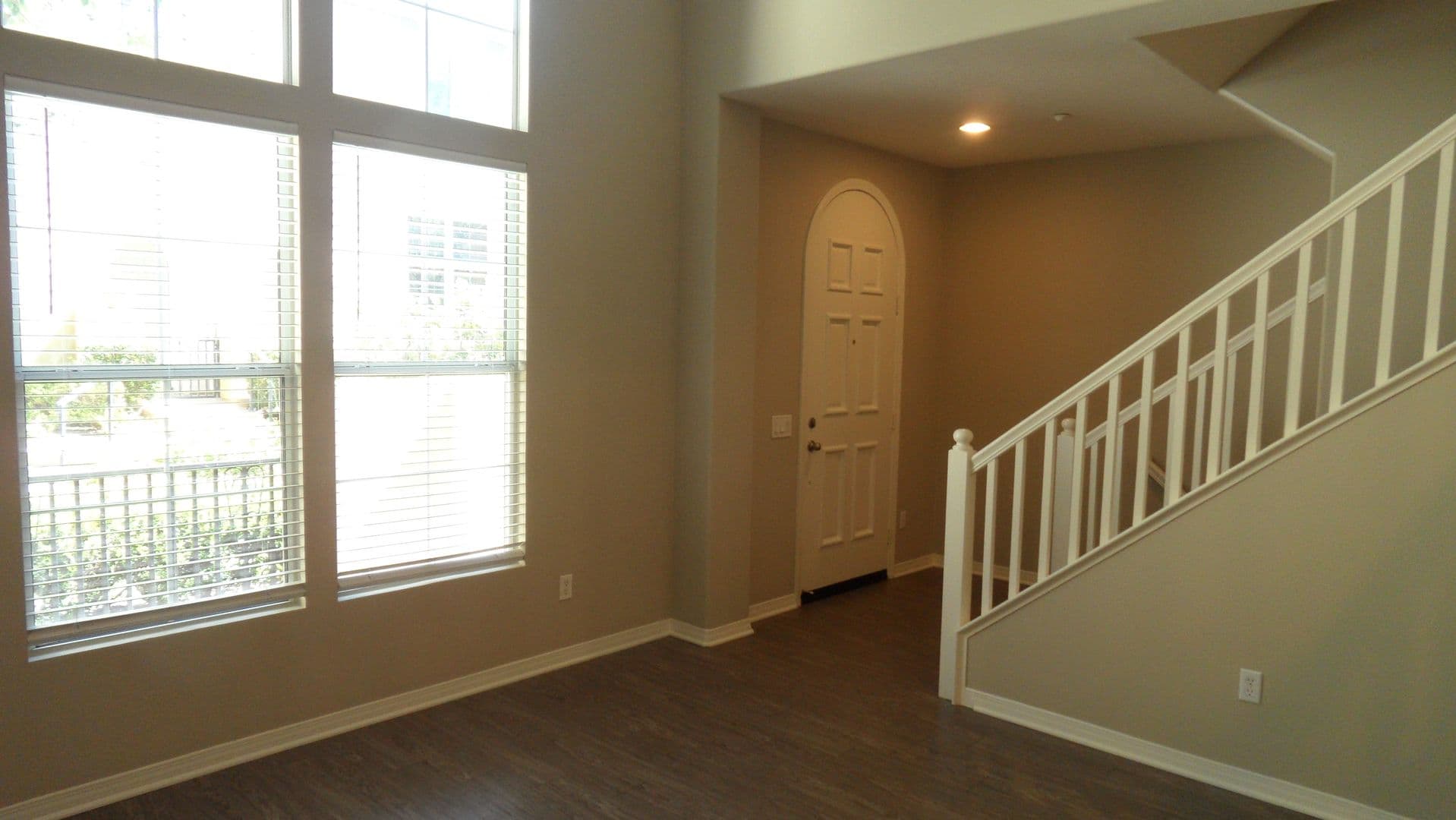 Irvine Townhome: 33 Bonsall