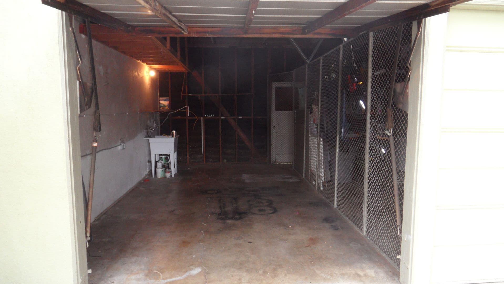 Orange Apartment: 803, 809, 815 W. Maple Ave.