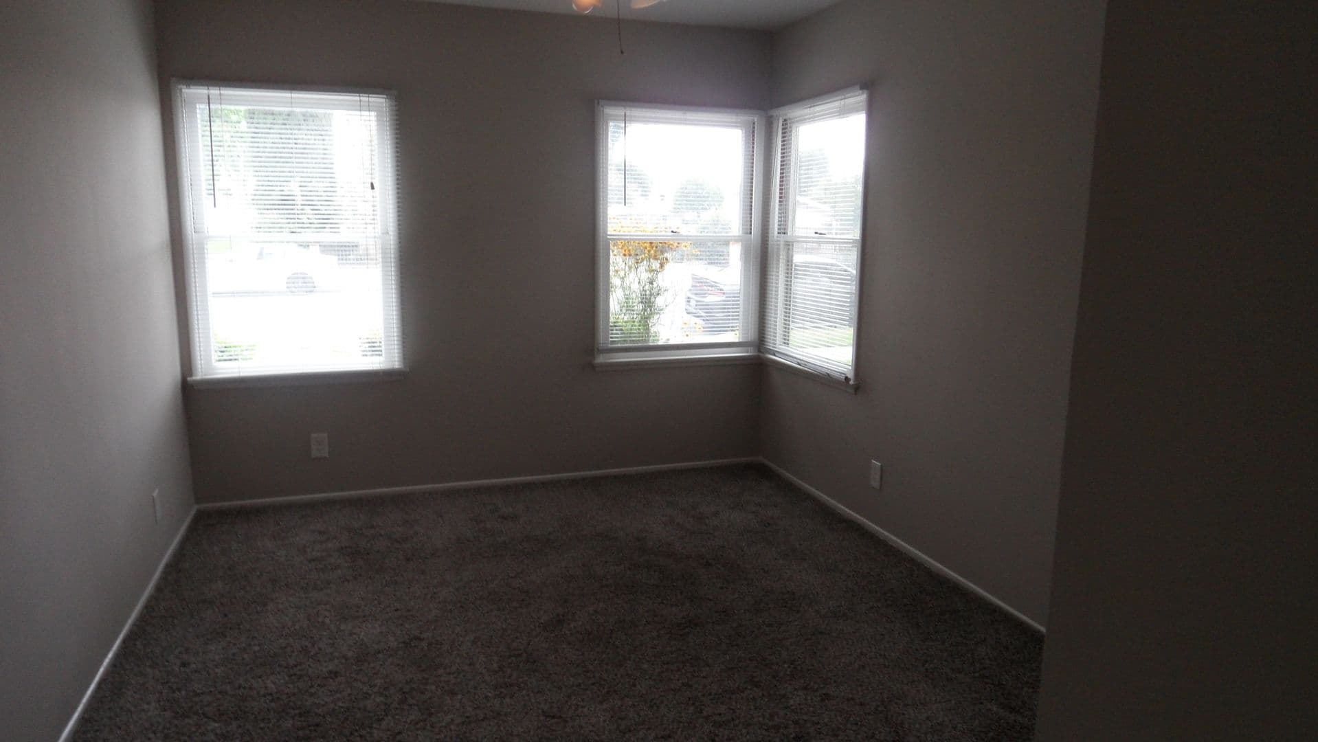 Orange Apartment: 803, 809, 815 W. Maple Ave.