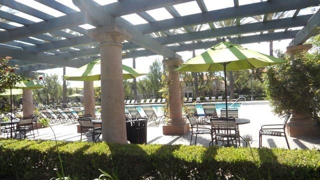 Irvine Townhome: 33 Bonsall