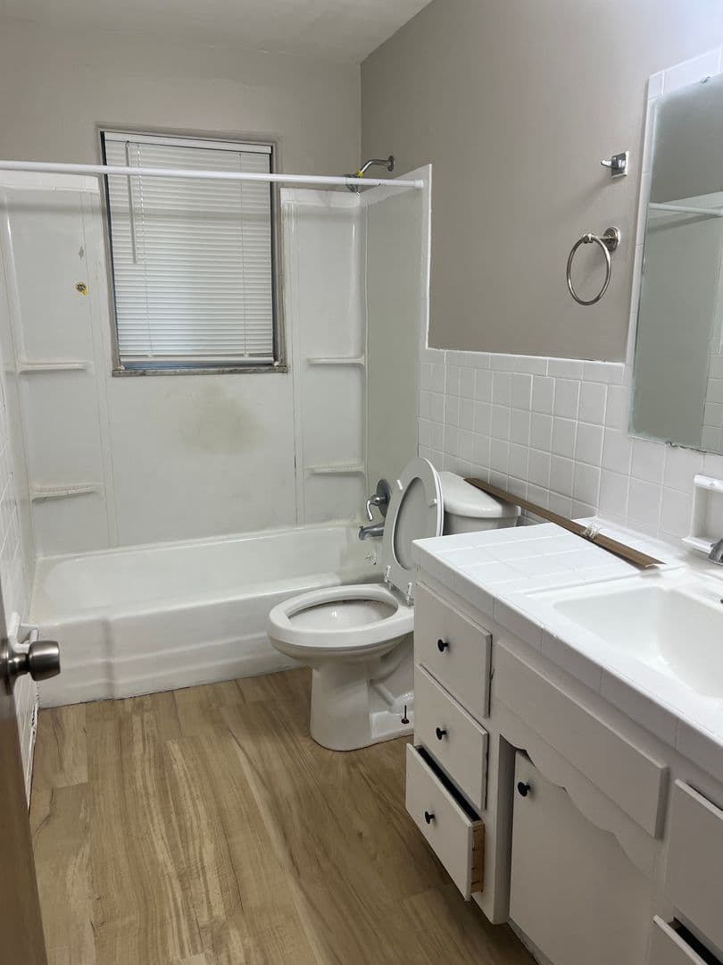 Indianapolis Apartment: 6111 Laurel Hall Drive