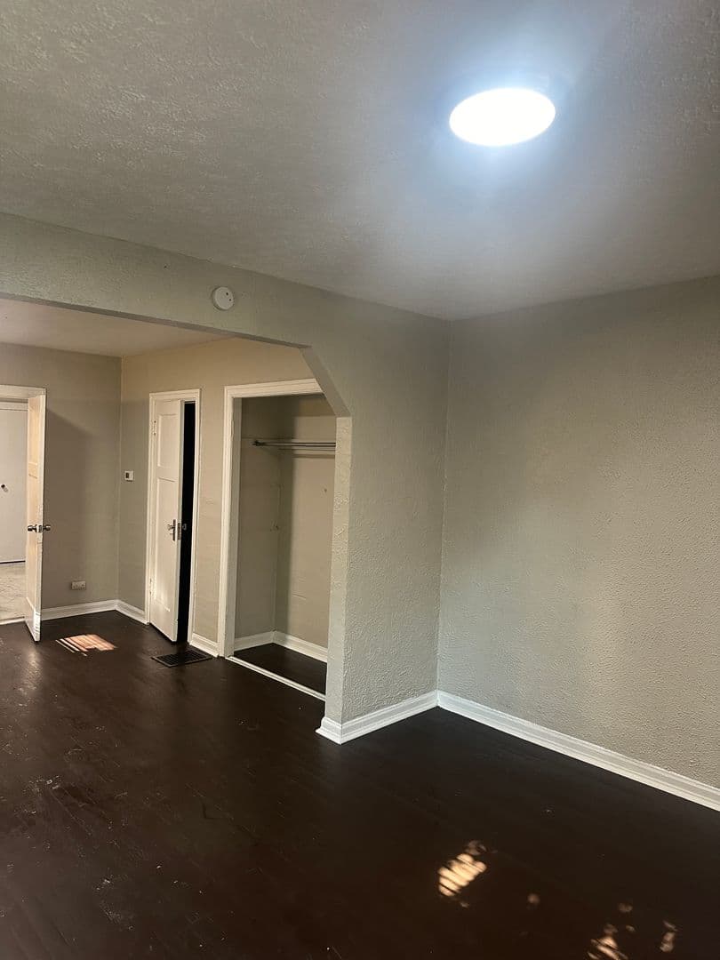 Indianapolis Apartment: 1206 Edgemont Ave