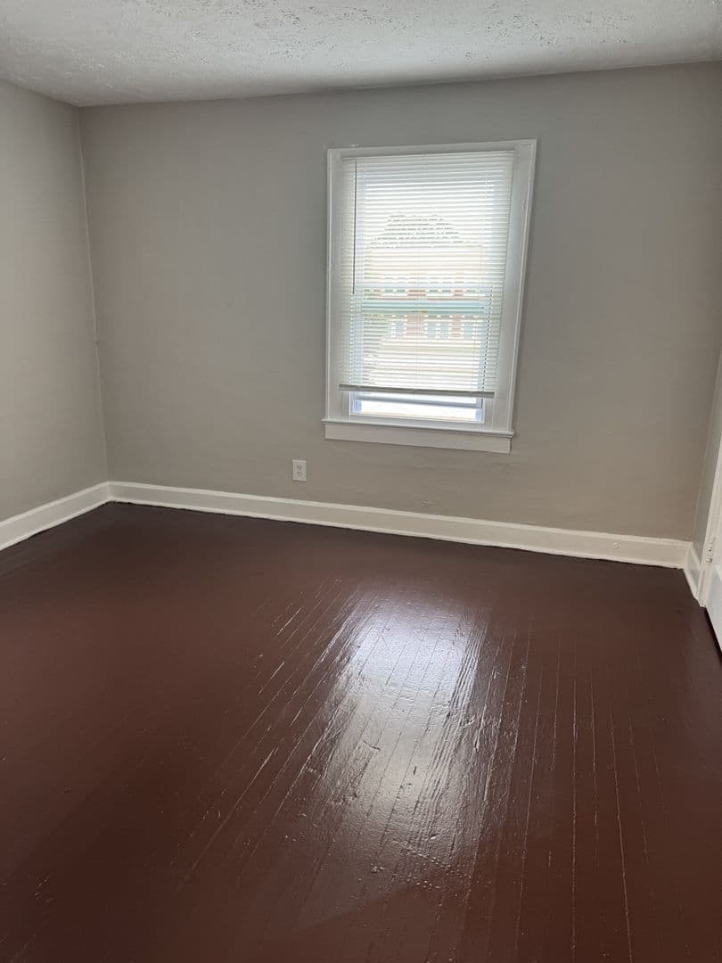 Indianapolis Apartment: 2008 Sugar Grove Ave