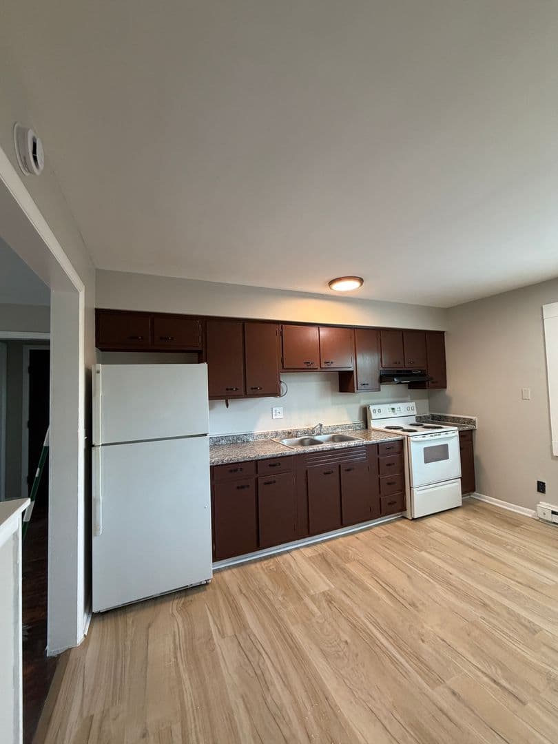 Indianapolis Apartment: 6111 Laurel Hall Drive