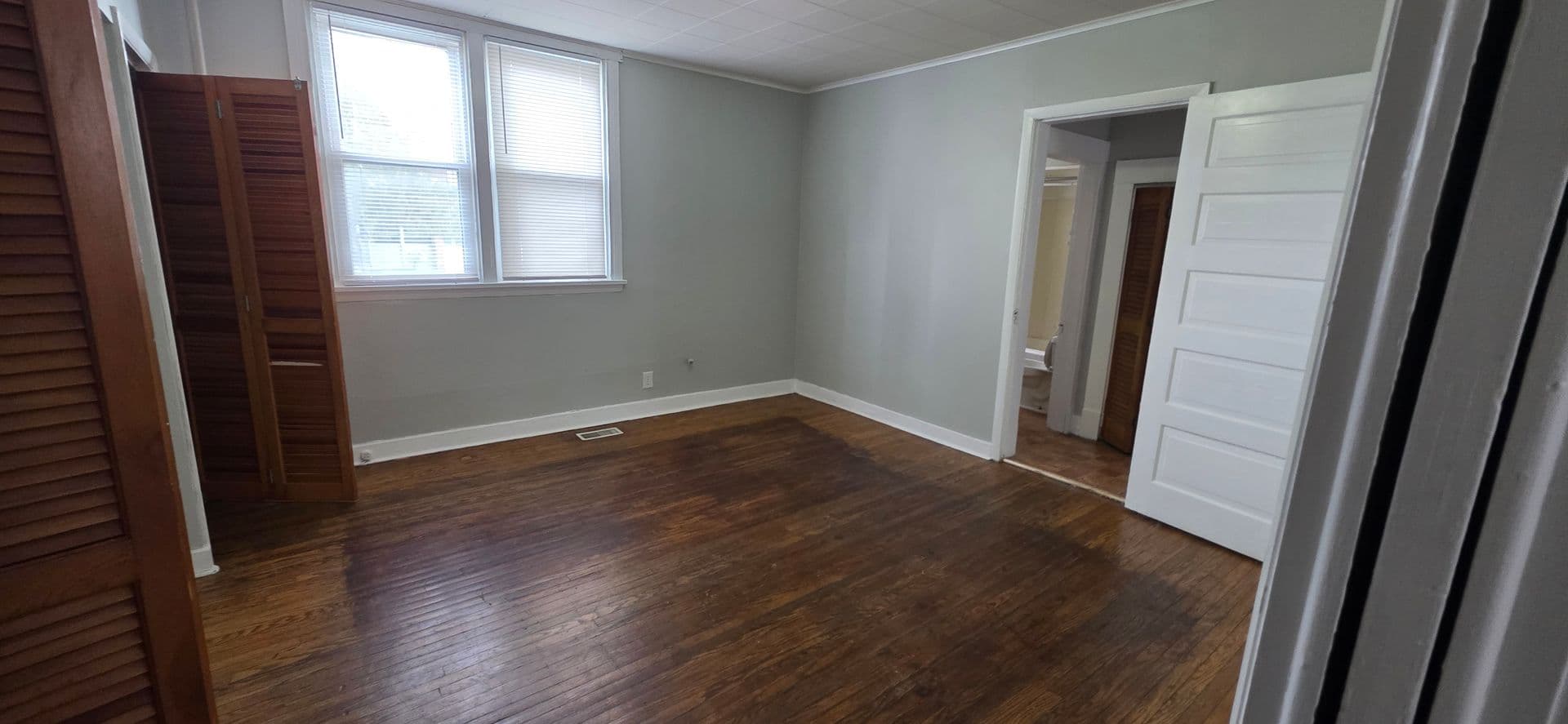 Anderson House: 223 East 11th Street