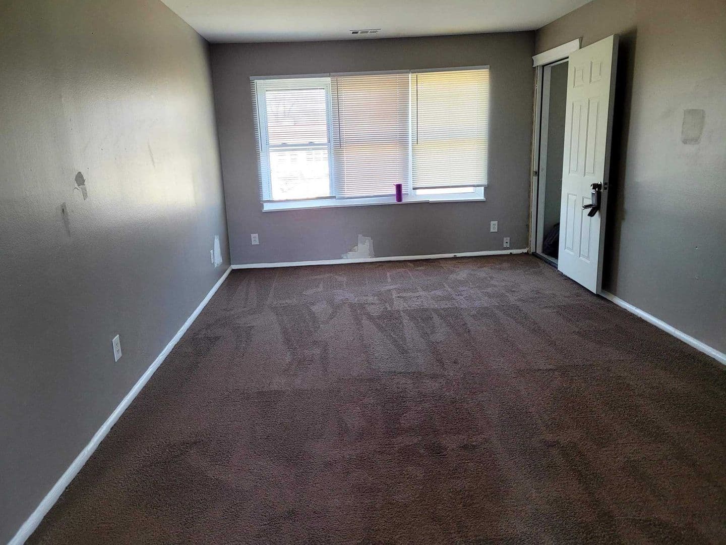 Indianapolis Apartment: 6059 Dickson Rd
