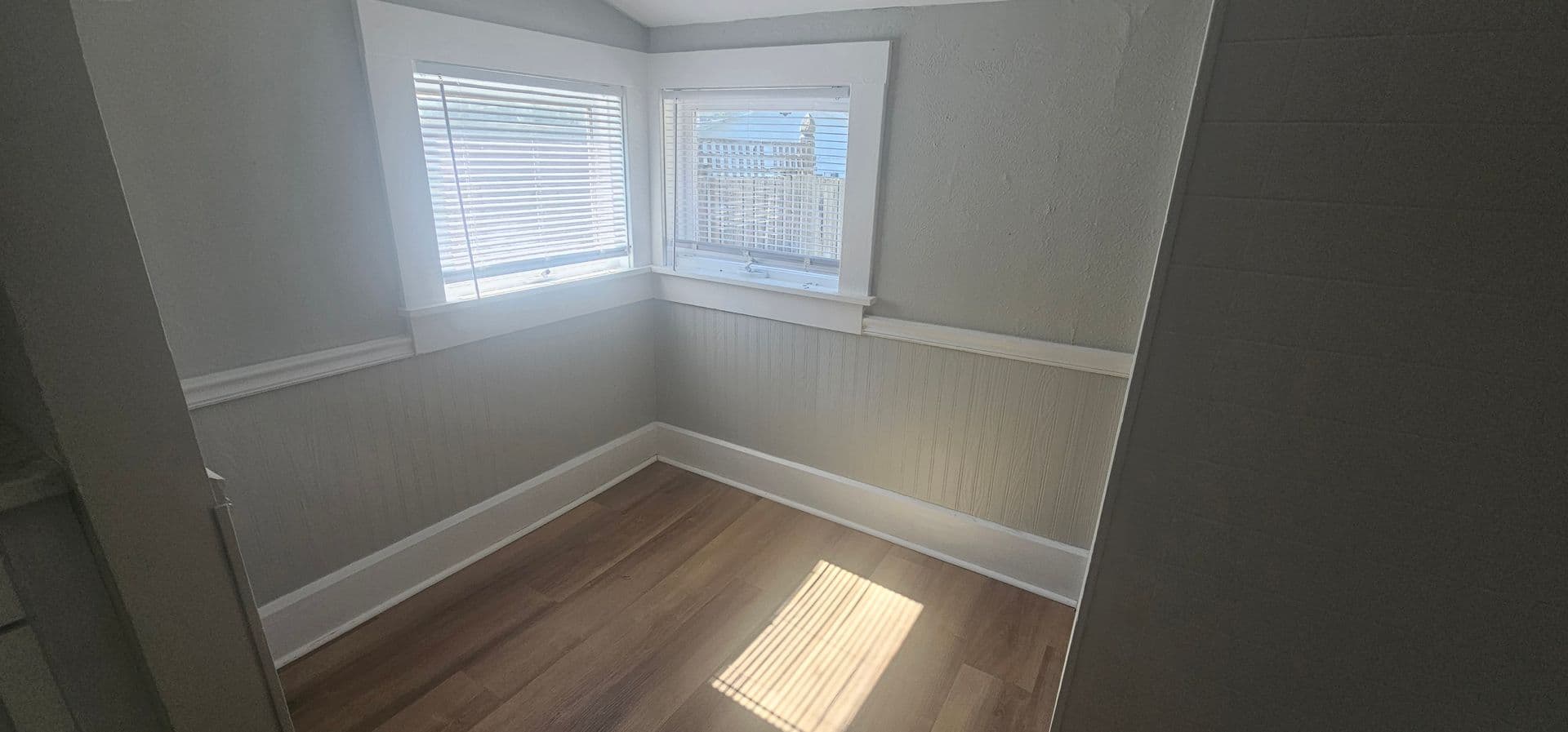 Anderson Apartment: 1825 Walnut Street