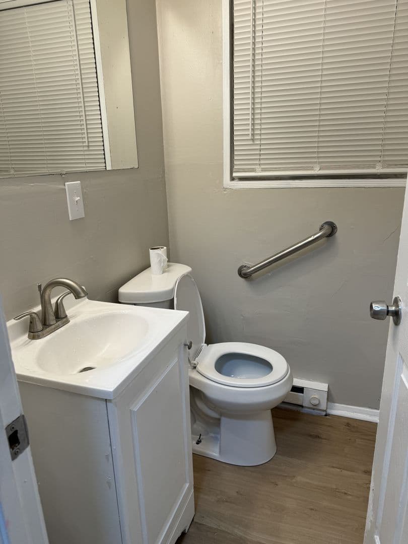 Indianapolis Apartment: 6028 Laurel Hall Dr