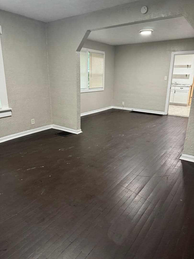 Indianapolis Apartment: 1206 Edgemont Ave