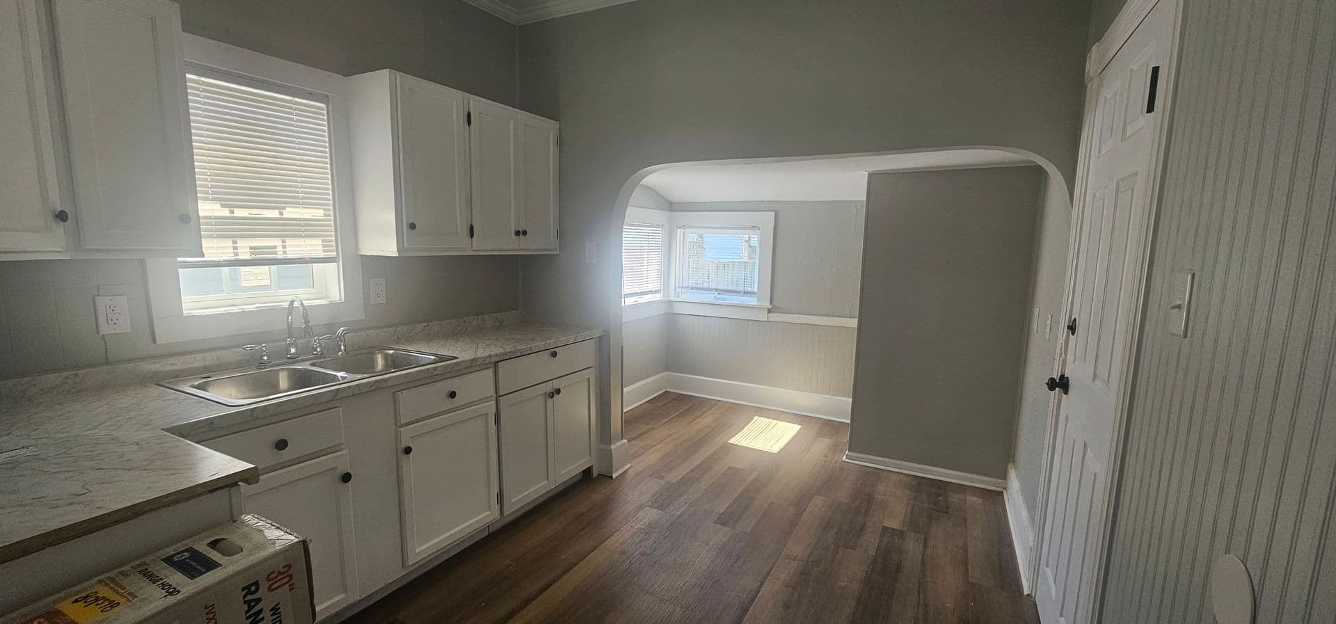 Anderson Apartment: 1825 Walnut Street