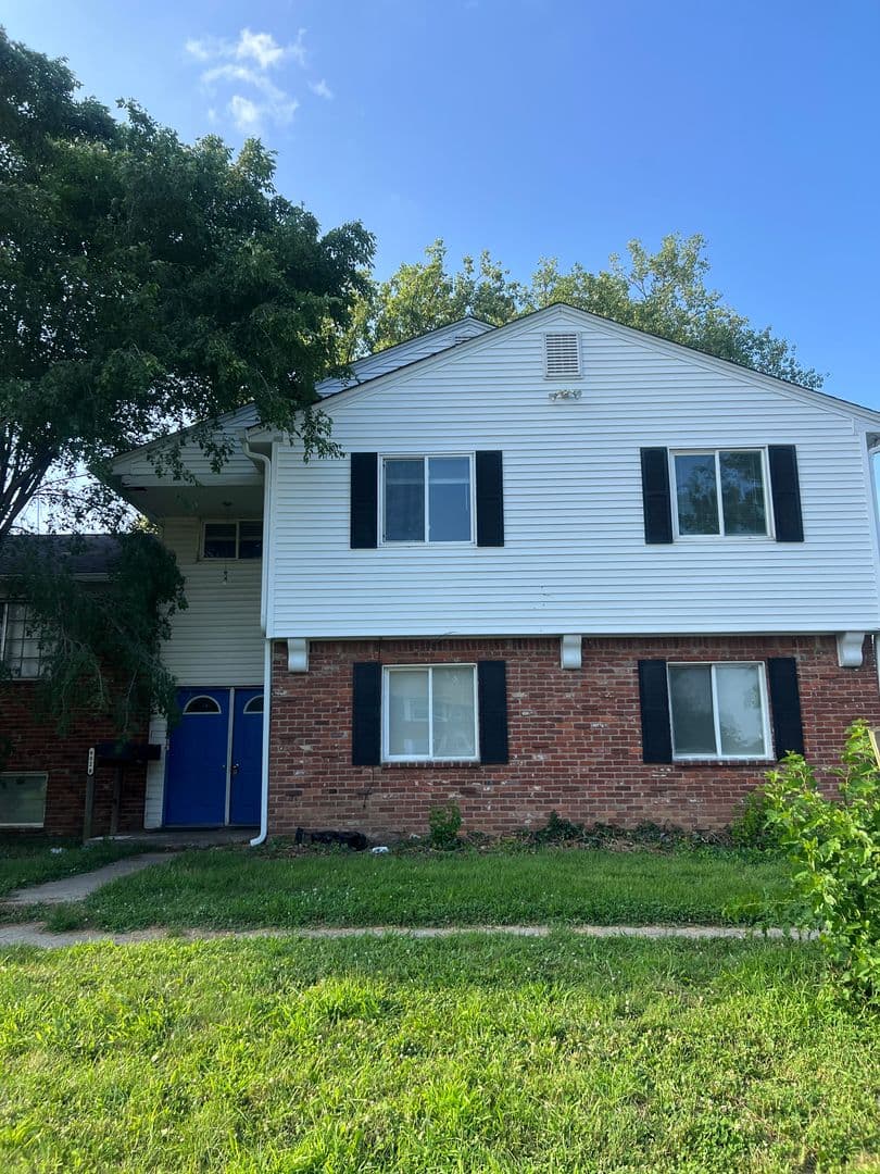 Indianapolis Apartment: 6028 Laurel Hall Dr