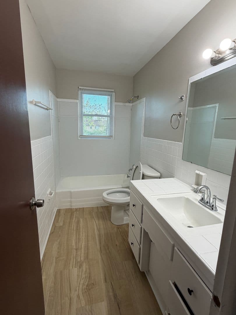 Indianapolis Apartment: 6111 Laurel Hall Drive