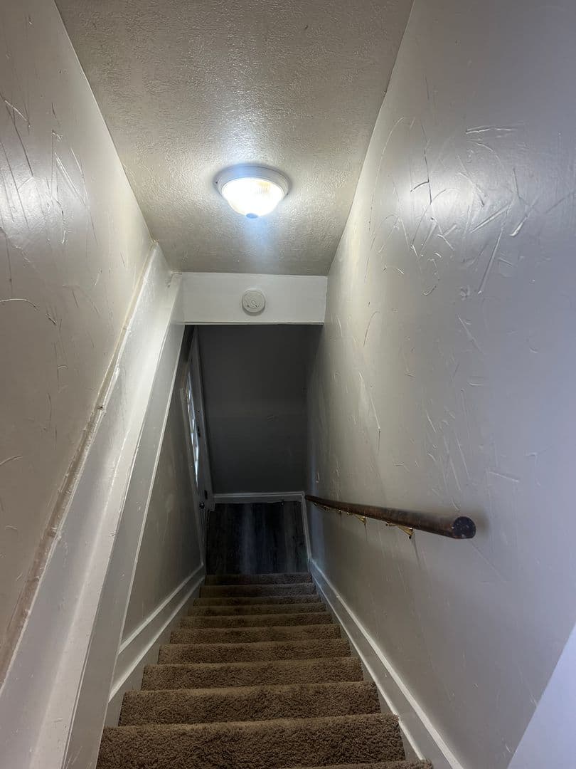 Shelbyville Apartment: 1114 S Miller Street