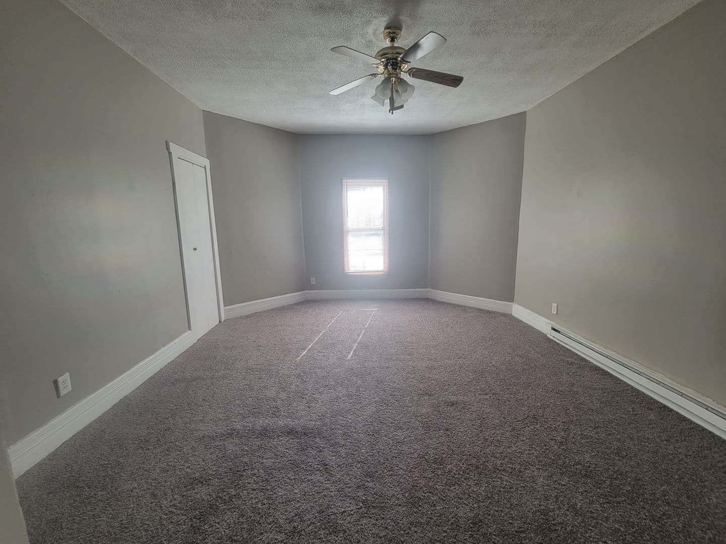 Anderson Apartment: 924 West 5th Street