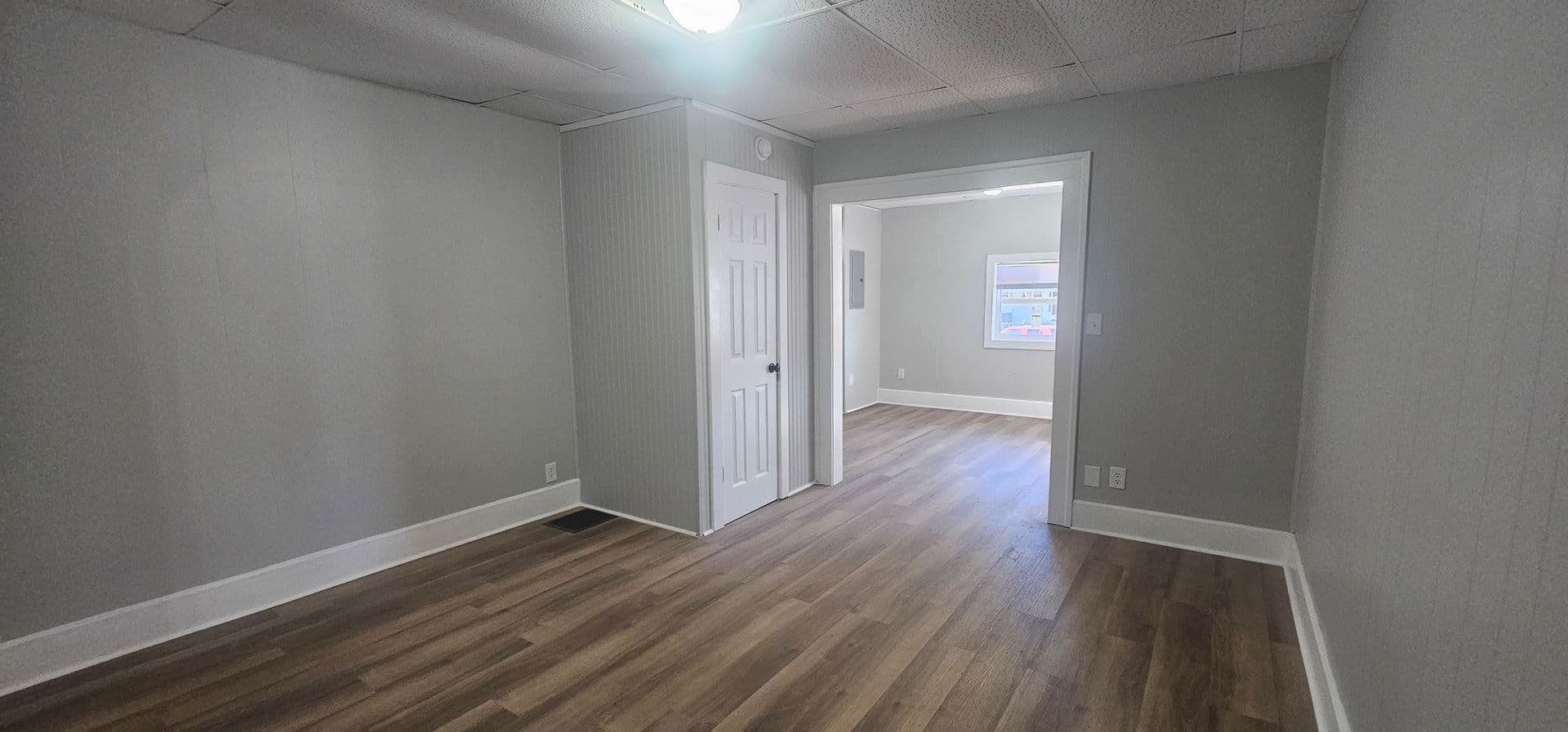 Anderson Apartment: 1825 Walnut Street