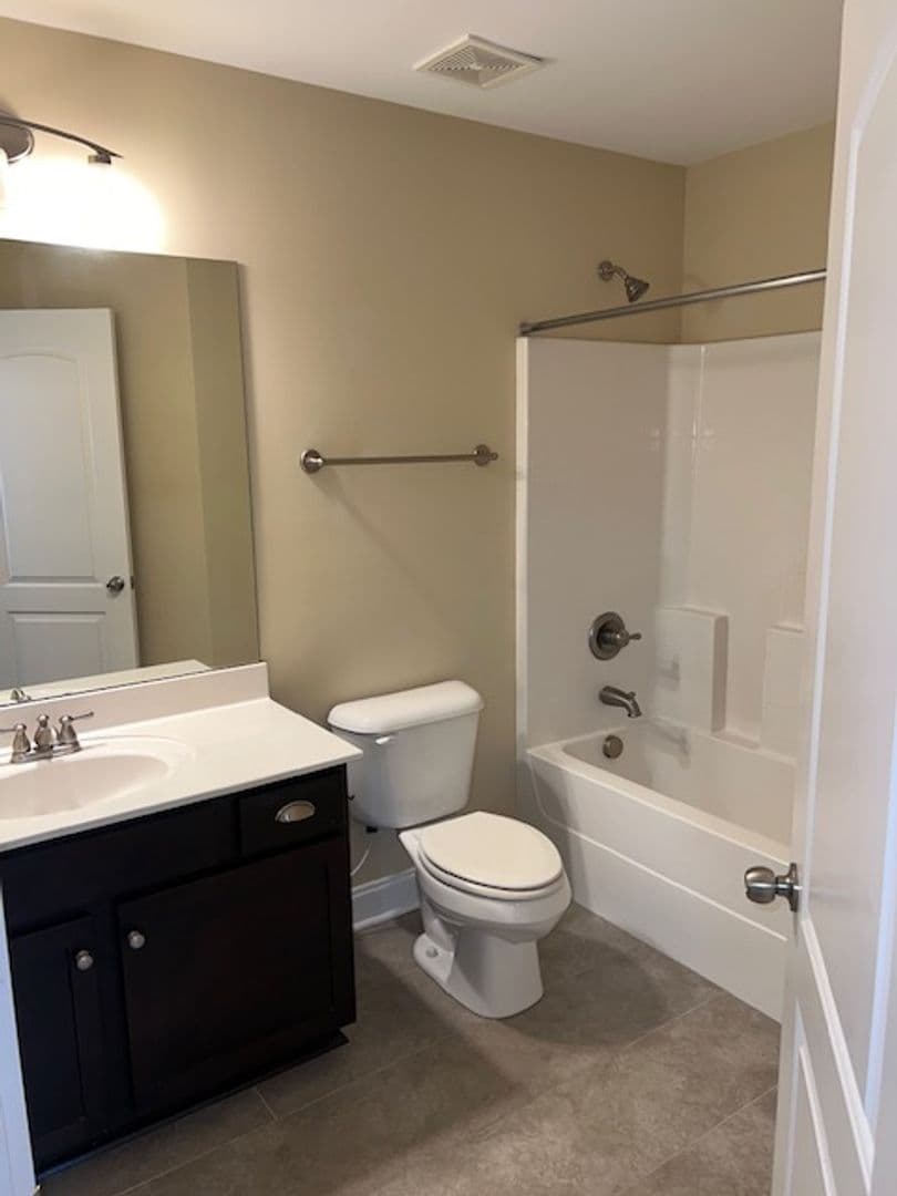 Nashville House: 8915 Sunnyfield Way
