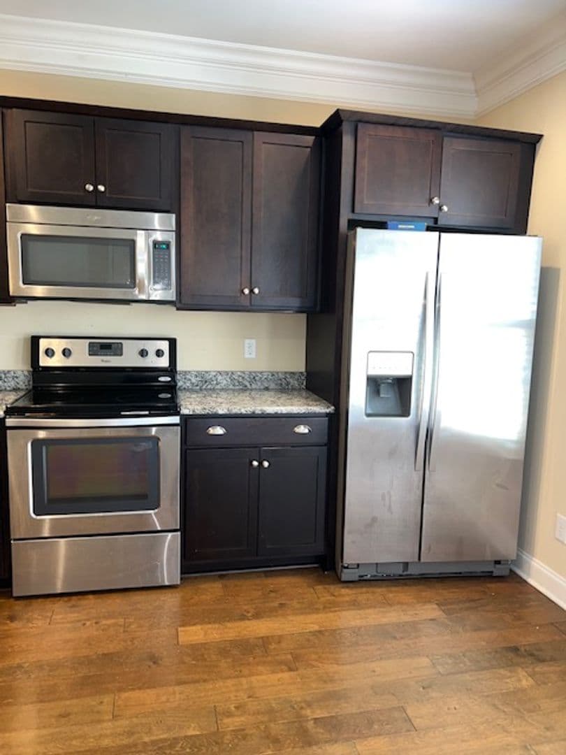 Nashville House: 8915 Sunnyfield Way