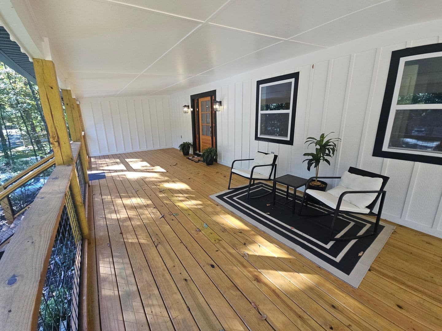 Villa Rica House: 2513 N Carroll Ct